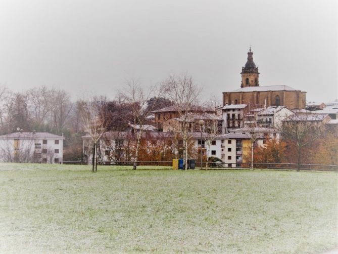 Nieve en el parque.: foto en Usurbil