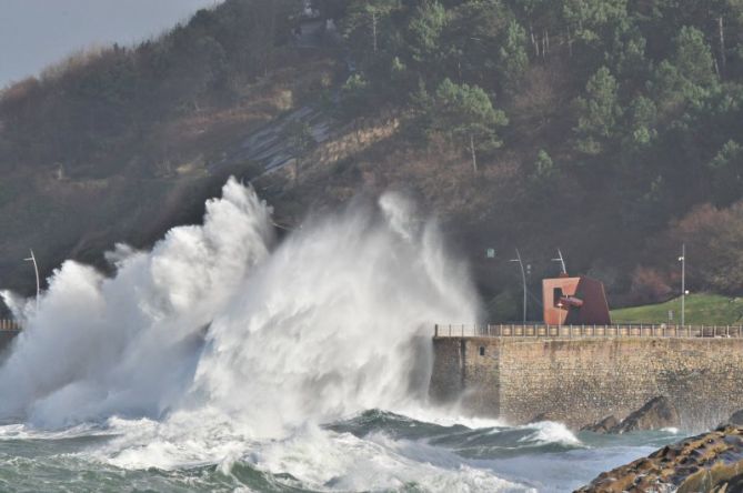 Oteizaren olatuak: foto en Donostia-San Sebastián