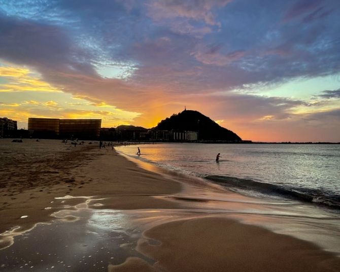 pintado dal viento : foto en Donostia-San Sebastián