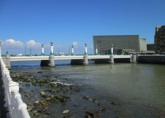 El Puente de Zurriola