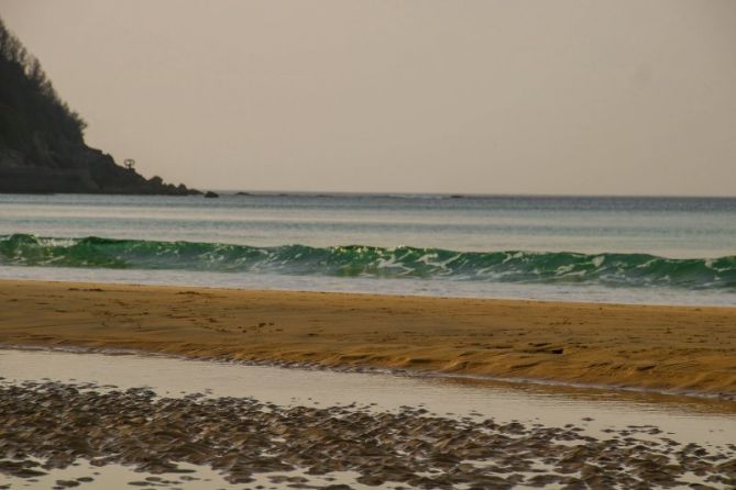 Uretan dantzan: foto en Donostia-San Sebastián