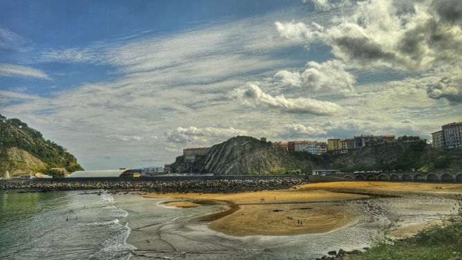 Acuarela otoñal: foto en Getaria