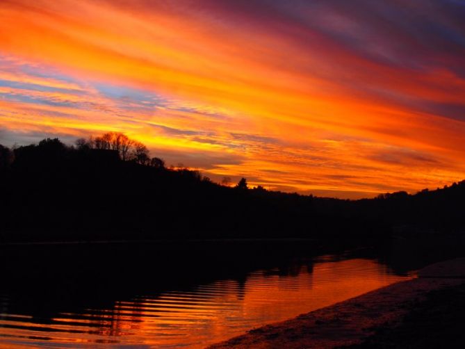 Amanecer con color: foto en Orio