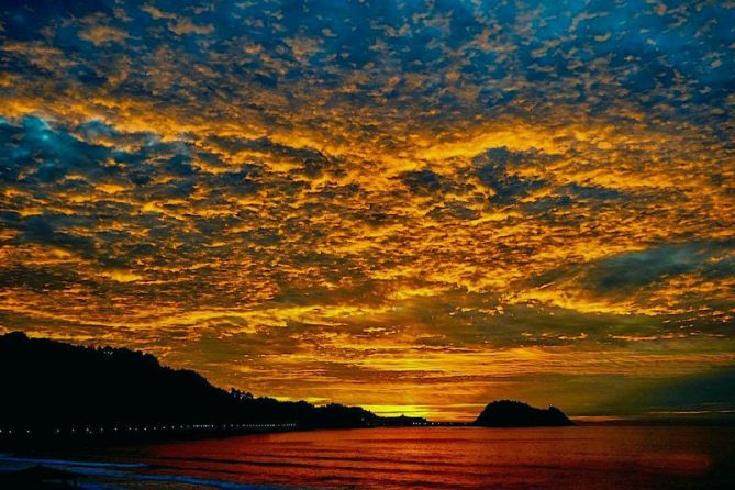 Atardecer en la playa de Zarautz : foto en Zarautz