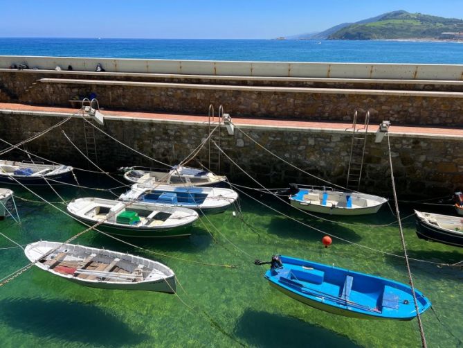 Chalupas flotantes : foto en Zarautz