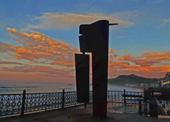 Contrapuesta de sol en Zarautz