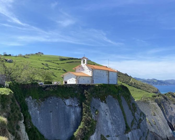 Día soleado en Zumaia: foto en Zumaia