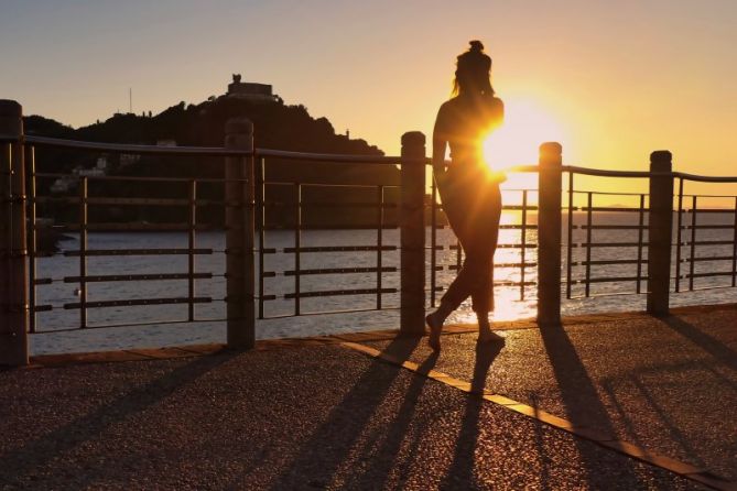 FUNDIDA CON EL SOL: foto en Donostia-San Sebastián