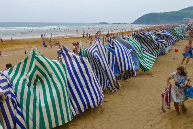 Galerna hondartzan : foto en Zarautz