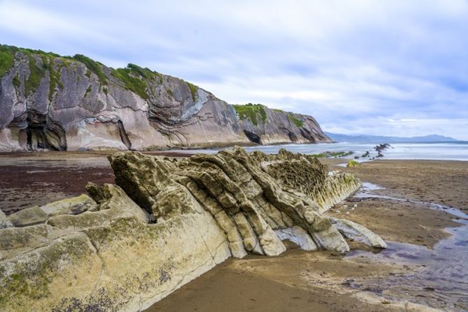 LA GRAN ROCA: foto en Zumaia