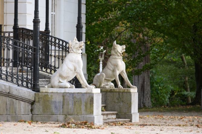 Guardianes del Palacio de Aiete: foto en Donostia-San Sebastián