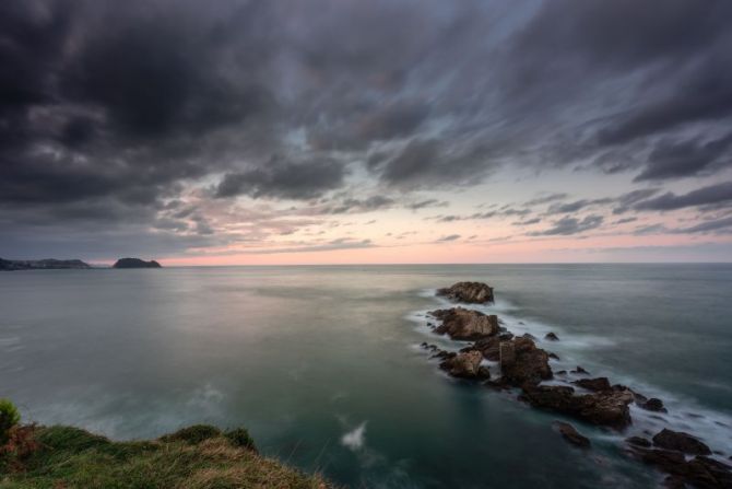 Ilunabarrak Mollarriko kargalekutik: foto en Zarautz