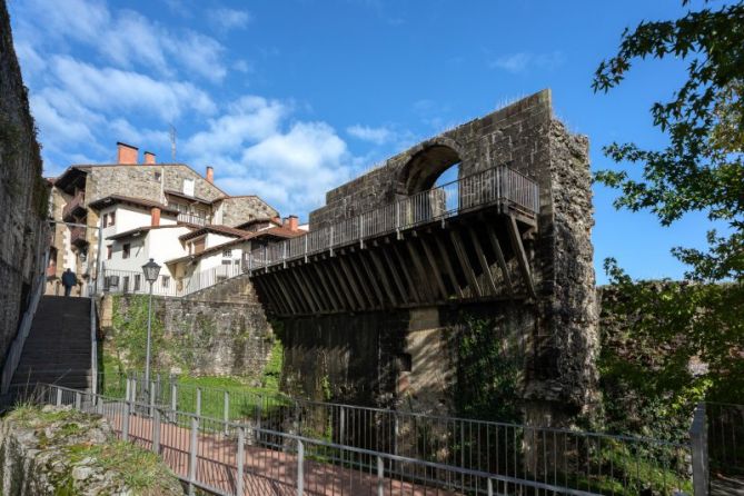 Muralla: foto en Hondarribia