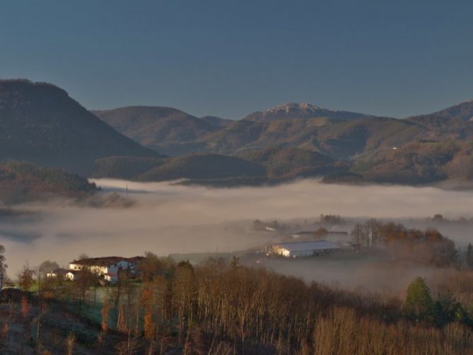 Nieblas matinales: foto en Zaldibia