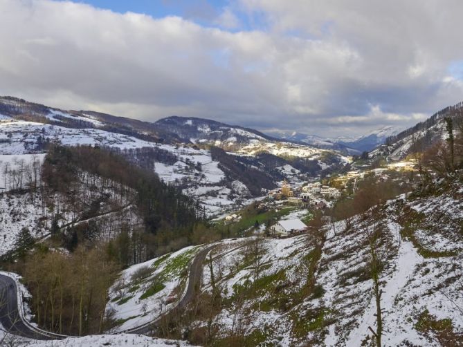 nieve: foto en Errezil