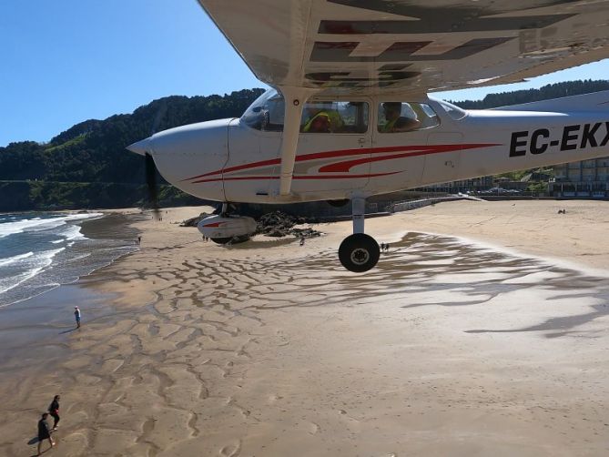 Playa de Deba: foto en Deba