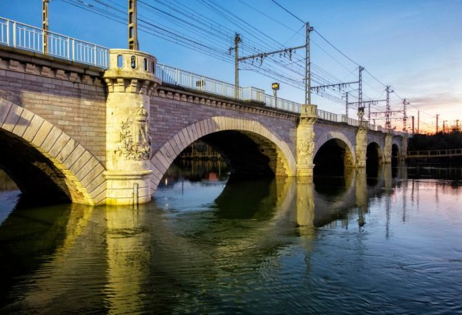 Puente Internacional sobre el Bidasoa: foto en Irun