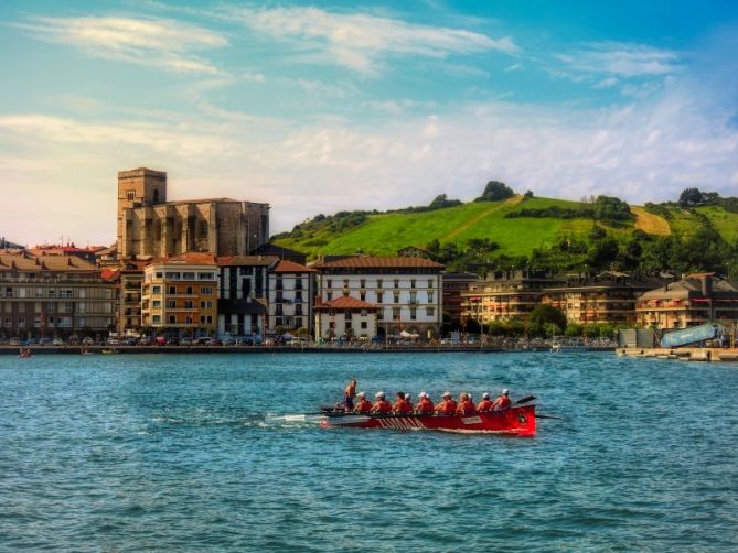 REGATA: foto en Zumaia