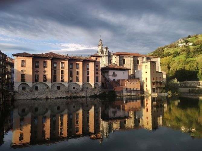 Udazkeneko arrats argitsua: foto en Tolosa