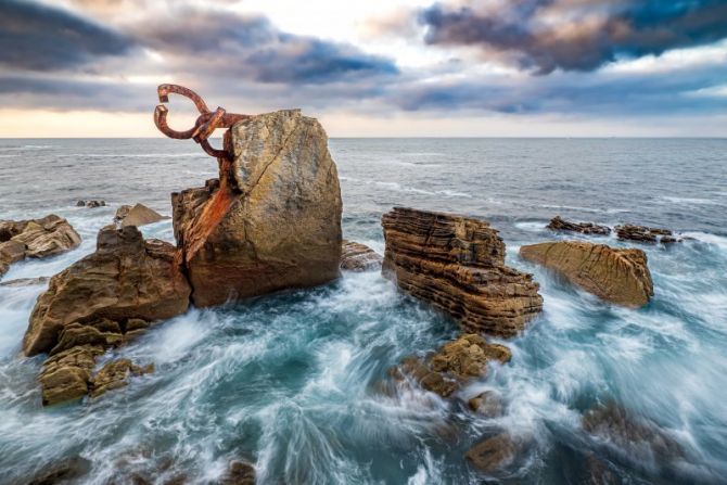 Acariciando el Peine: foto en Donostia-San Sebastián