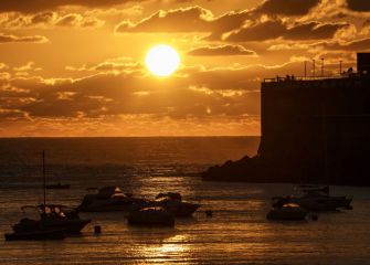 ATARDECER EN EL NAUTICO