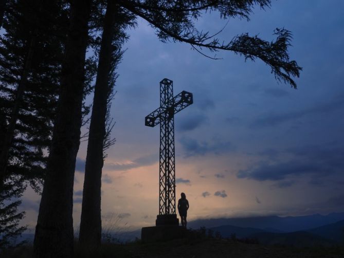 belokiko gurutzea: foto en Zumarraga