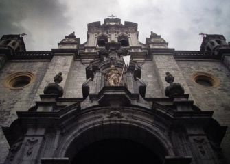 DEL SUELO AL CIELO