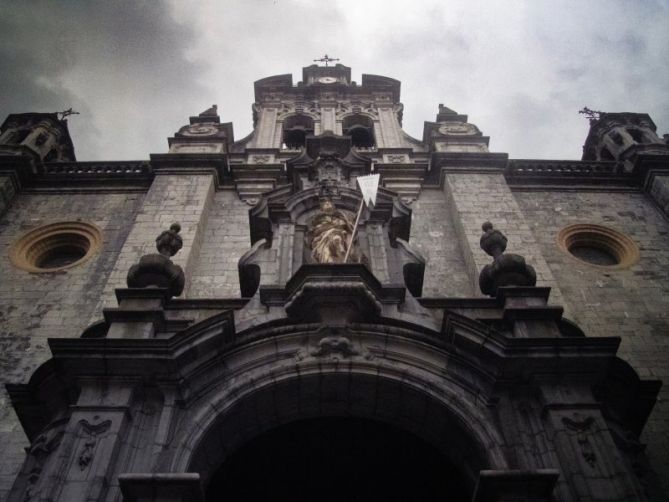 DEL SUELO AL CIELO: foto en Tolosa