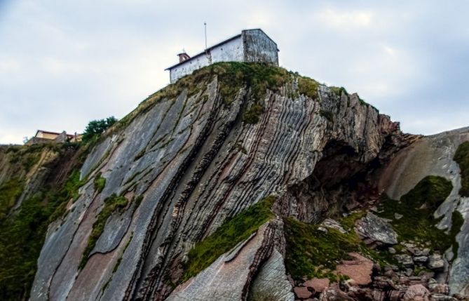 DESDE LA PLAYA: foto en Zumaia