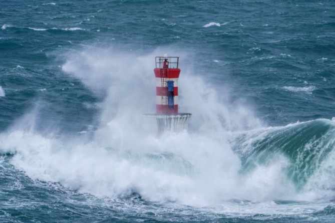 EL FARO: foto en Pasaia