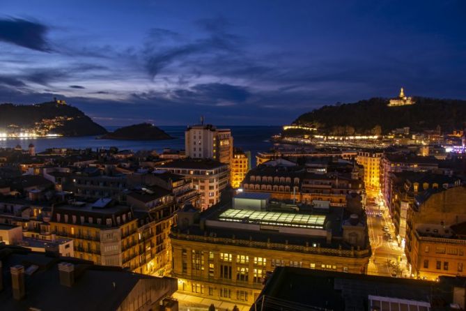 Luces de la ciudad: foto en Donostia-San Sebastián