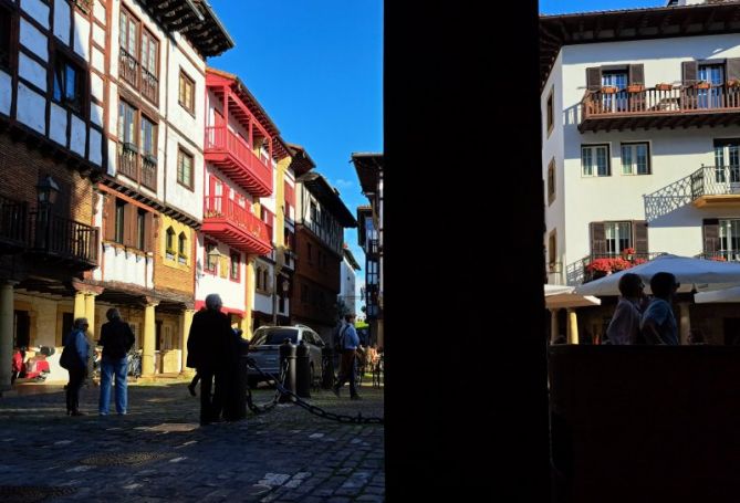 Luces y sombras: foto en Hondarribia