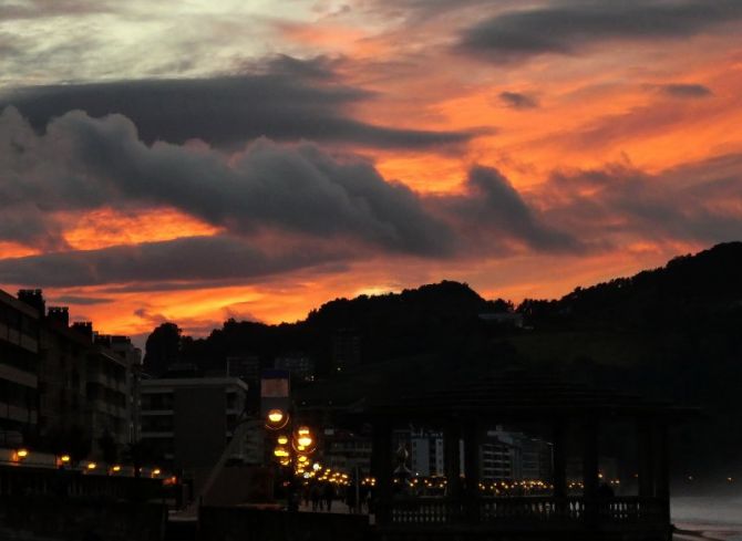 Ocaso en Zarautz: foto en Zarautz