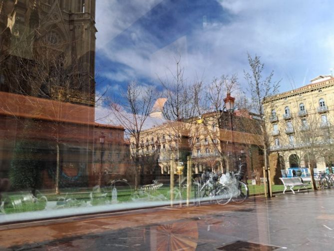 Reflejos: foto en Donostia-San Sebastián