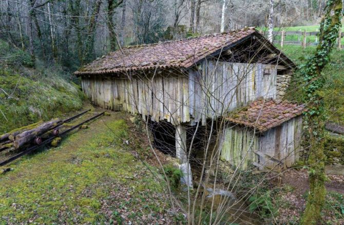 SERRERIA HIDRAULICA DE LARRAONDO: foto en Zerain